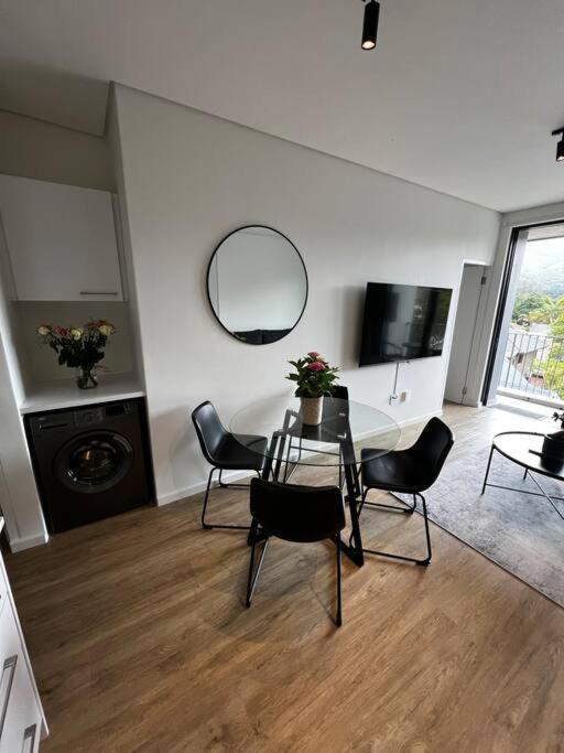 2 Bed Luxury Flat - George Mountain View With Pool Apartment Exterior foto