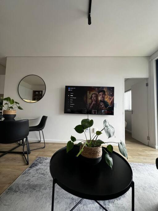 2 Bed Luxury Flat - George Mountain View With Pool Apartment Exterior foto