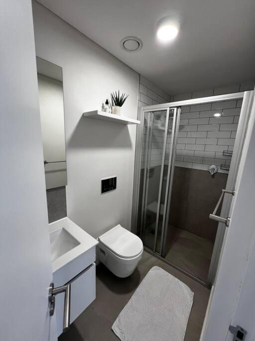 2 Bed Luxury Flat - George Mountain View With Pool Apartment Exterior foto